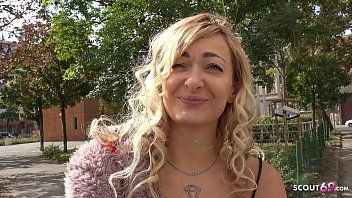 Jouer La prof de sport lola filmée quand elle fait du xxx