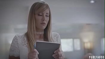 Odtwórz W ten sposób uwielbia z palcami w swojej cipce