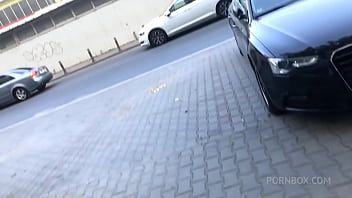تشغيل كان لديه القليل من اليسار وكان يبكي من هذا الرضا