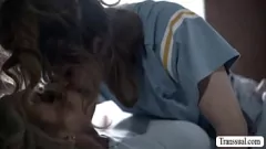 Vanessa Vega em intensa ação de travessura sobre feminino com Lucy Hart